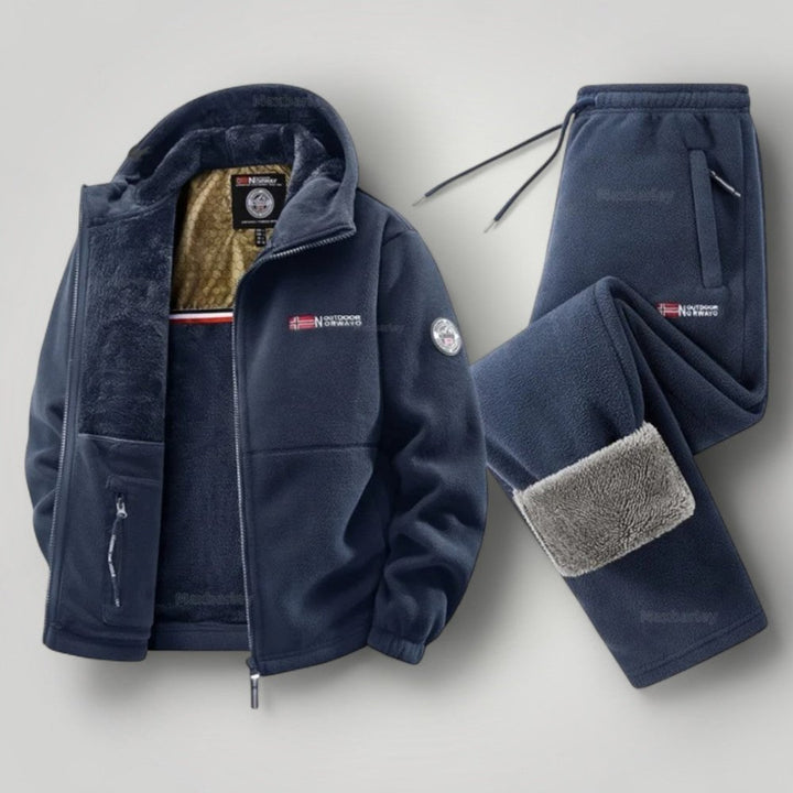 Elegant Fleece Set
