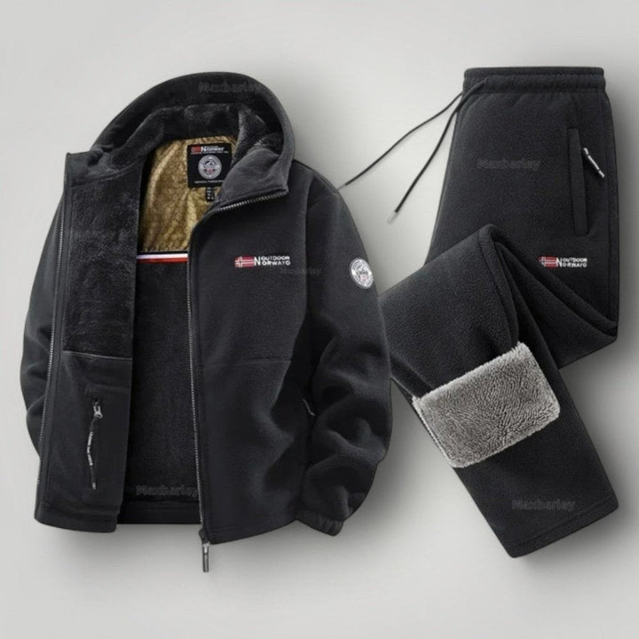 Elegant Fleece Set