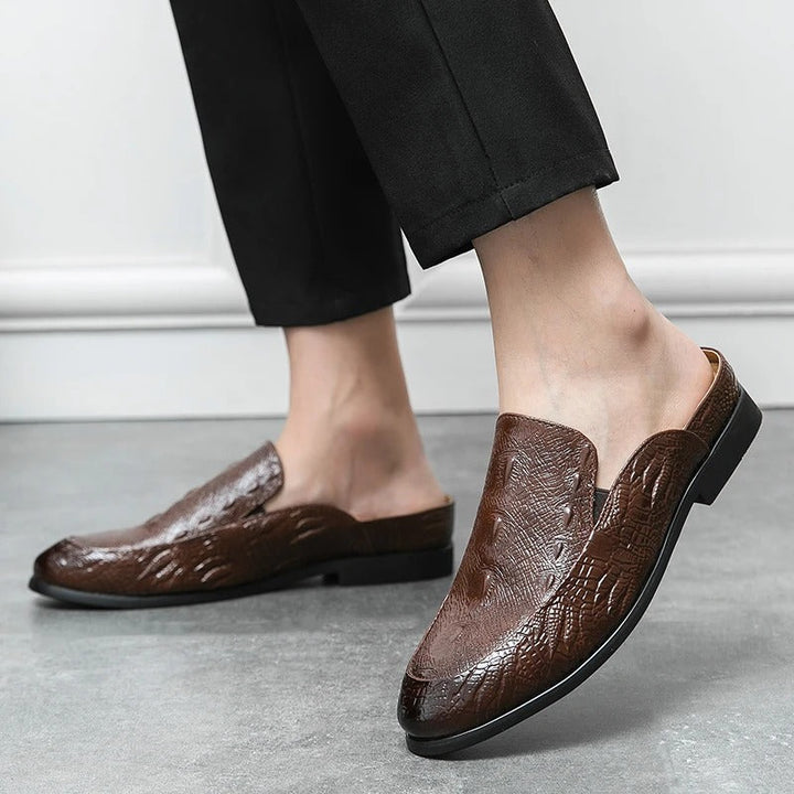 Elegant Crocodile Print Dress Shoes